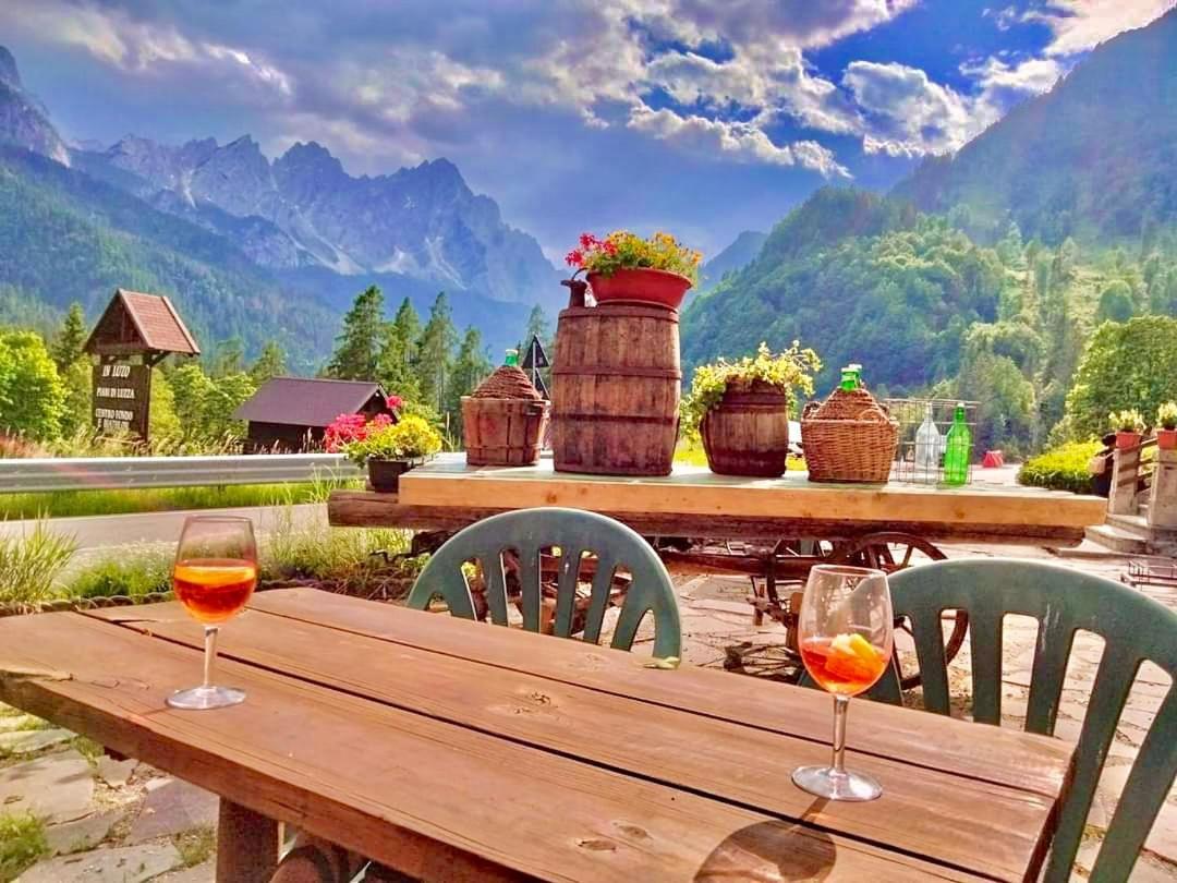 Albergo Piani Di Luzza Forni Avoltri Bagian luar foto